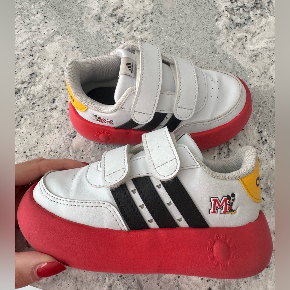 Toddler Adidas Leather Sneakers